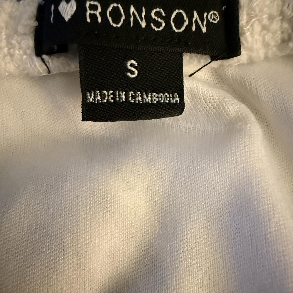 I ❤️ Ronson Lace Dress - Picture 5 of 6